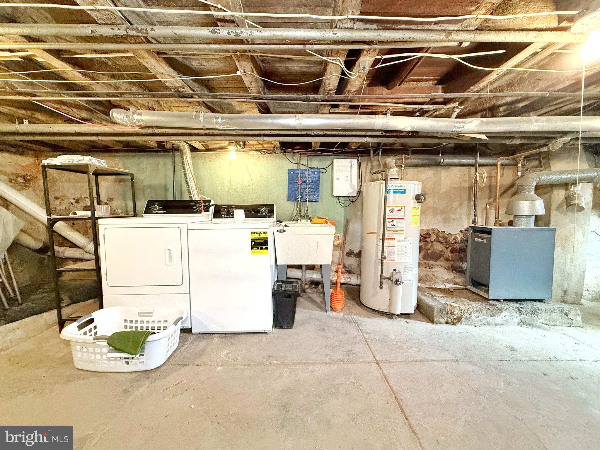 LOWER MOYAMENSING - Residential