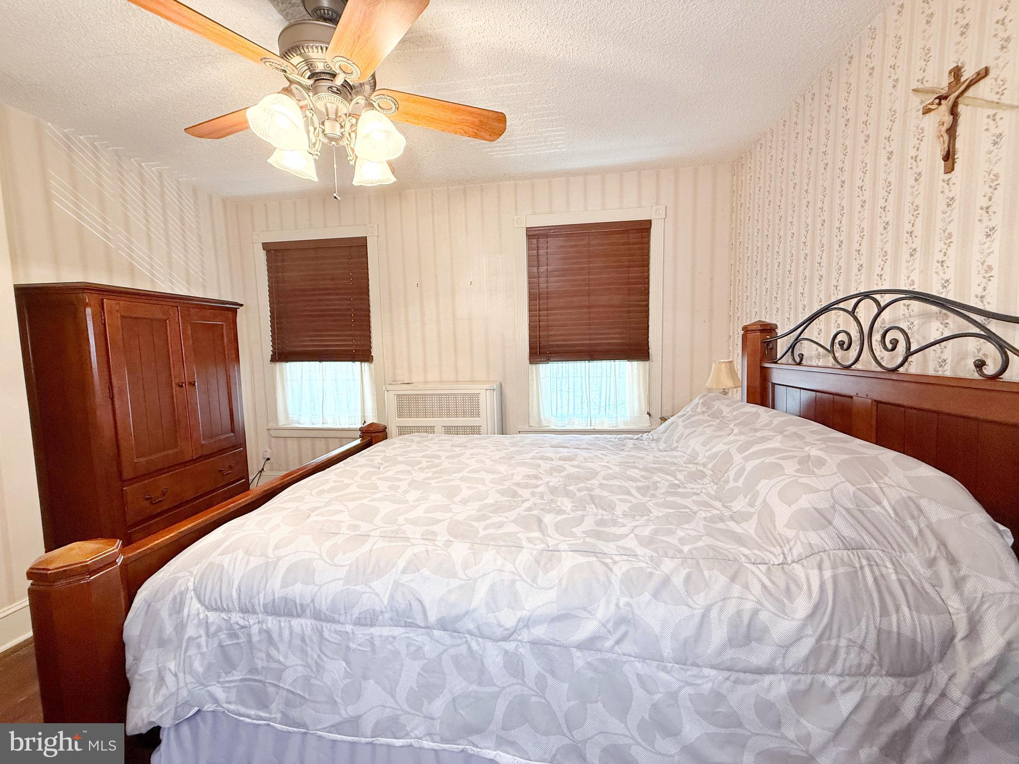 LOWER MOYAMENSING - Residential