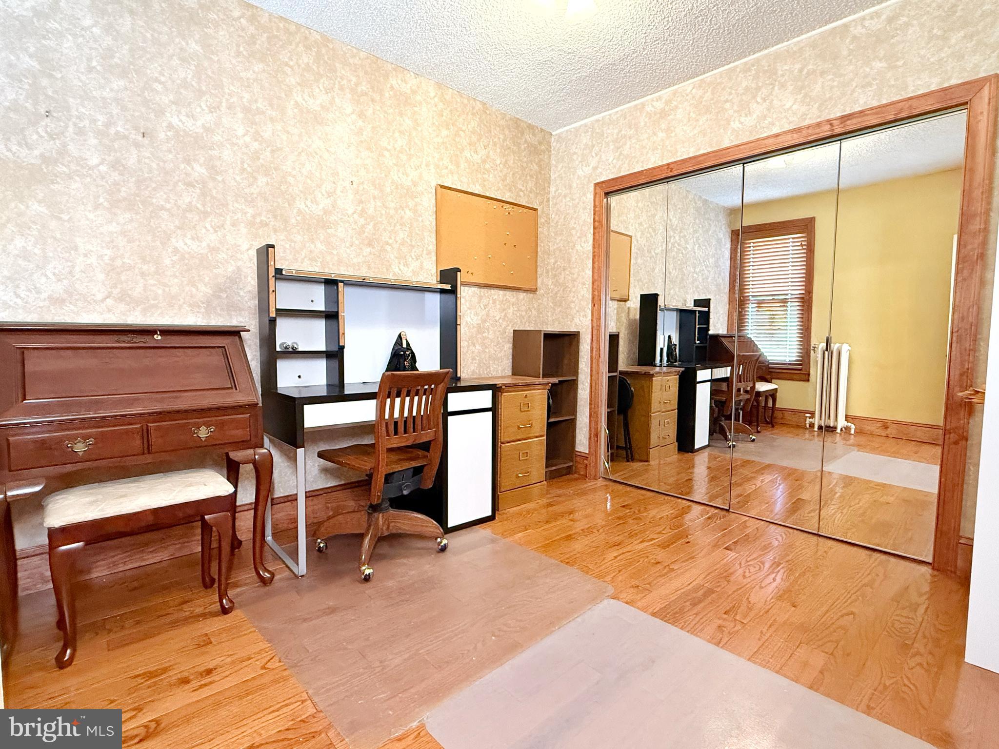 LOWER MOYAMENSING - Residential