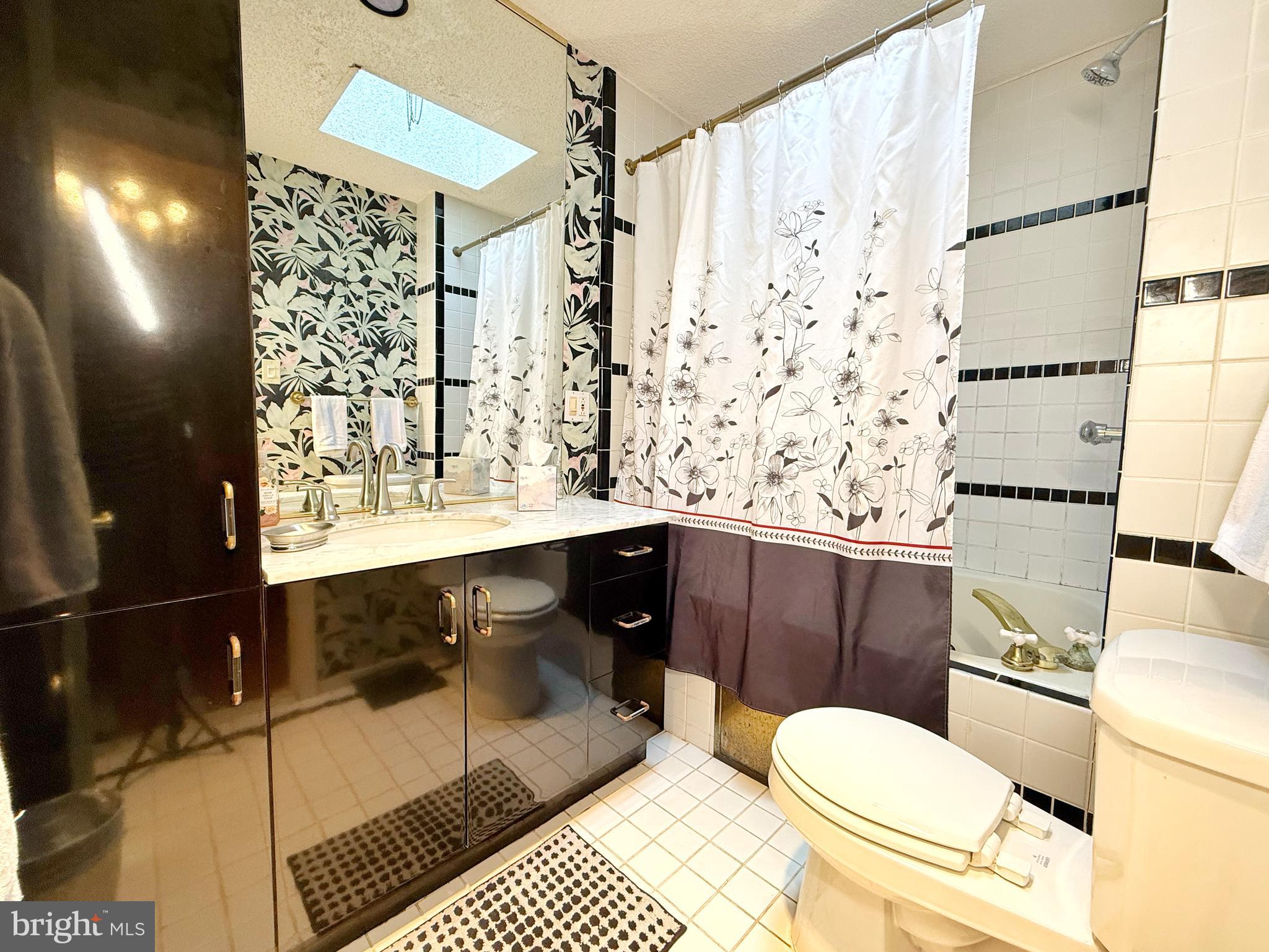 LOWER MOYAMENSING - Residential