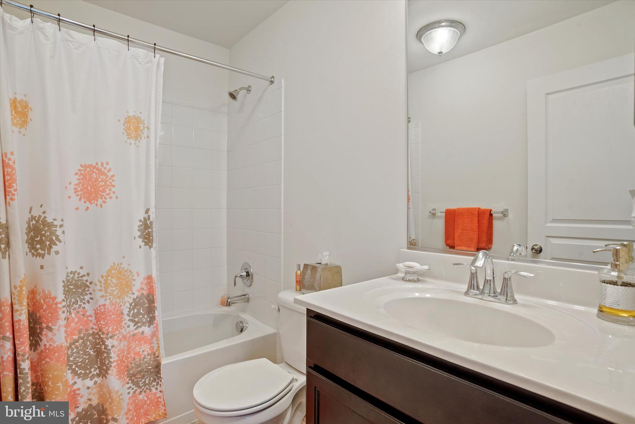 NORTH SHORE FOREST - Residential