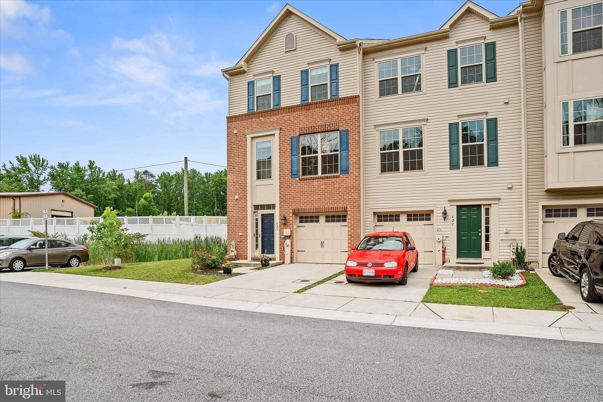 NORTH SHORE FOREST - Residential