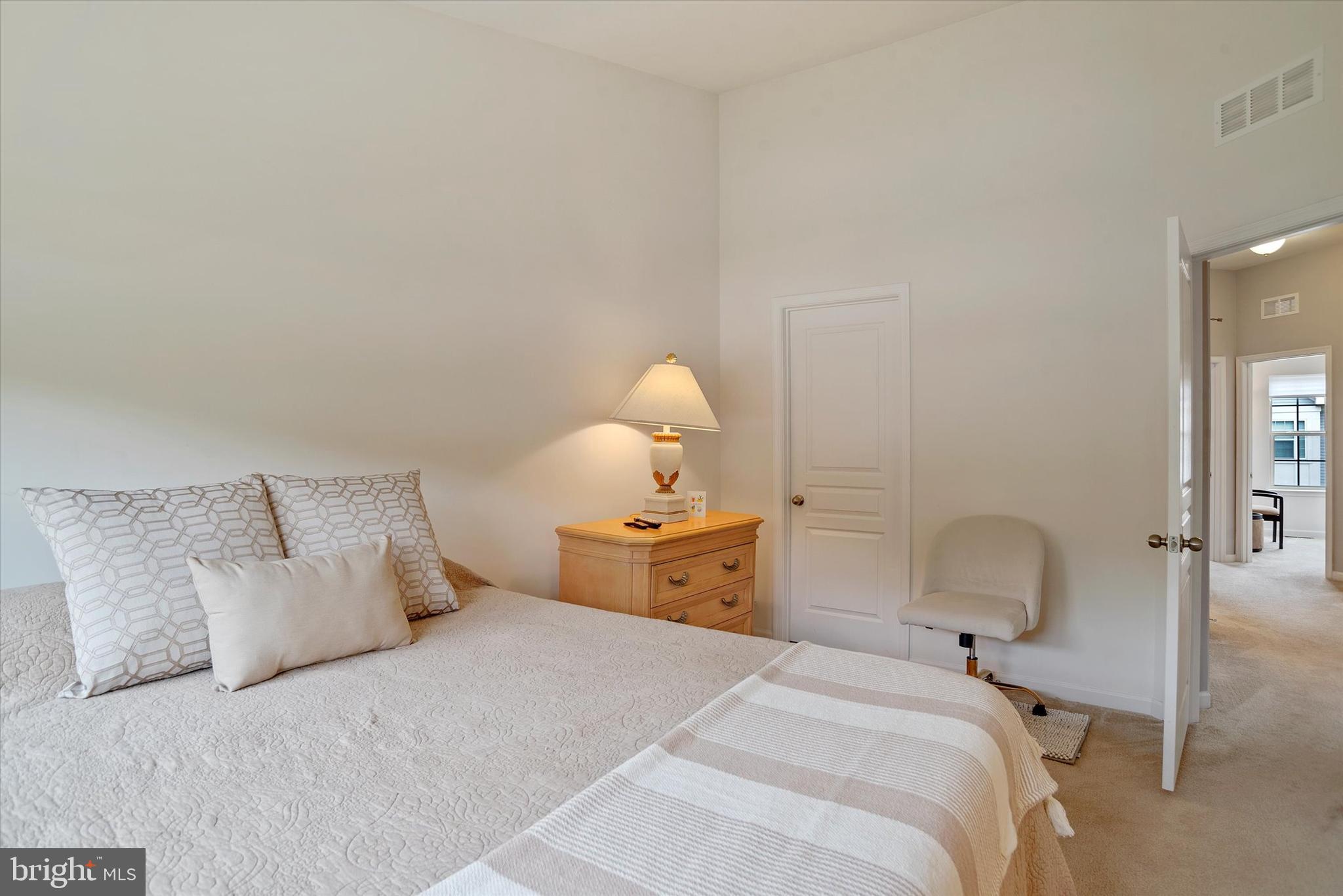 NORTH SHORE FOREST - Residential