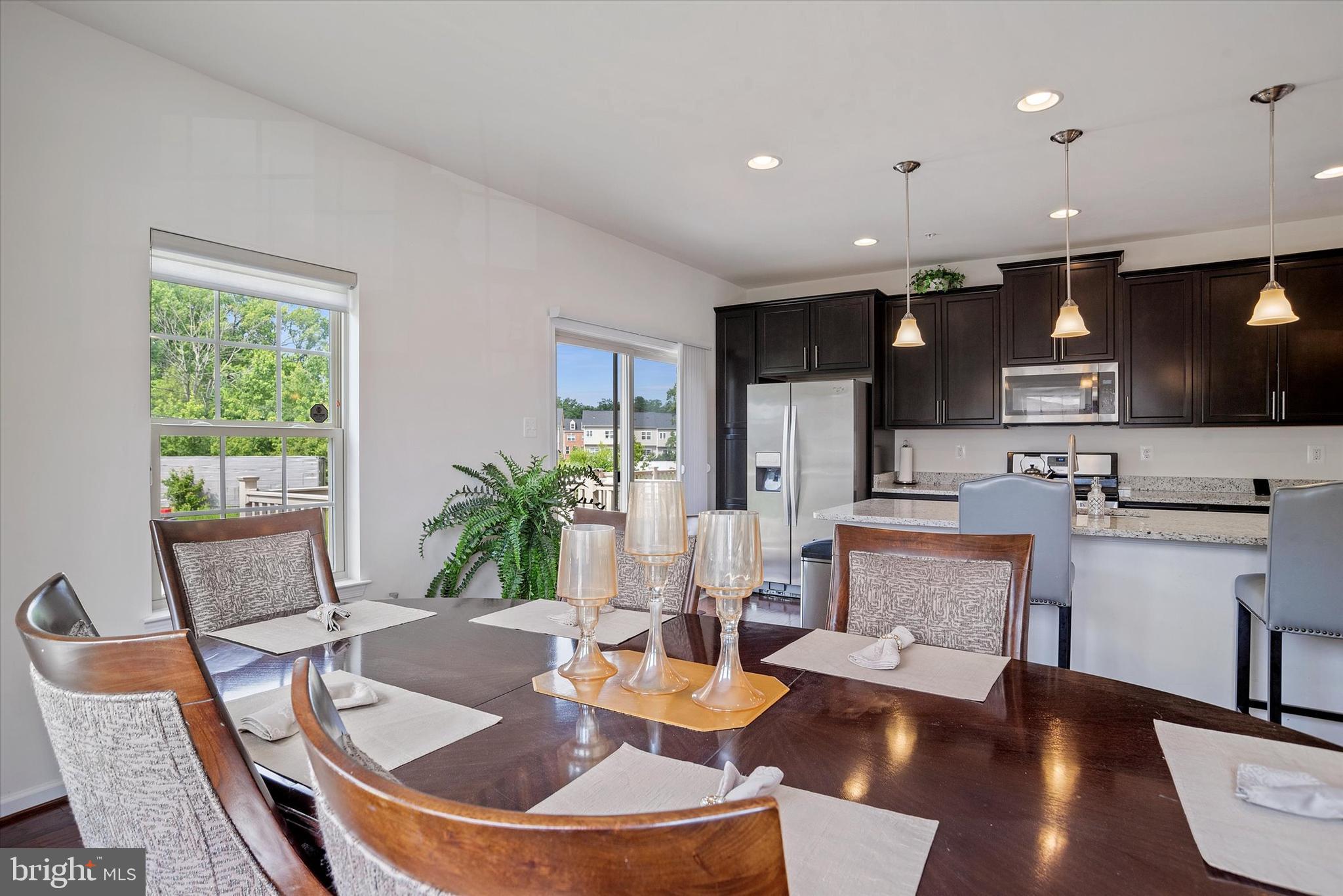 NORTH SHORE FOREST - Residential