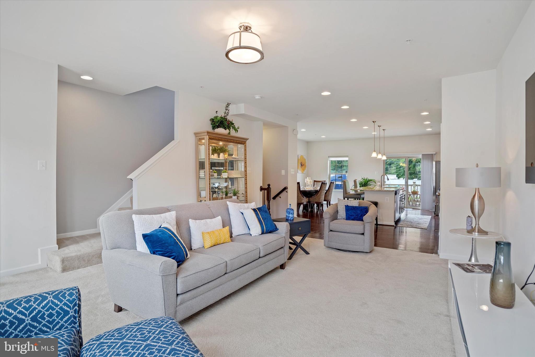 NORTH SHORE FOREST - Residential