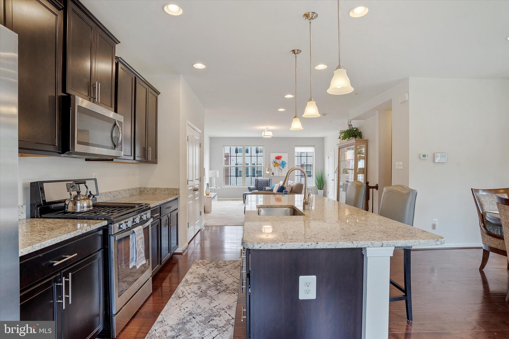 NORTH SHORE FOREST - Residential