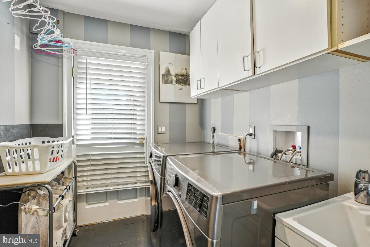 POTOMAC GLEN - Residential