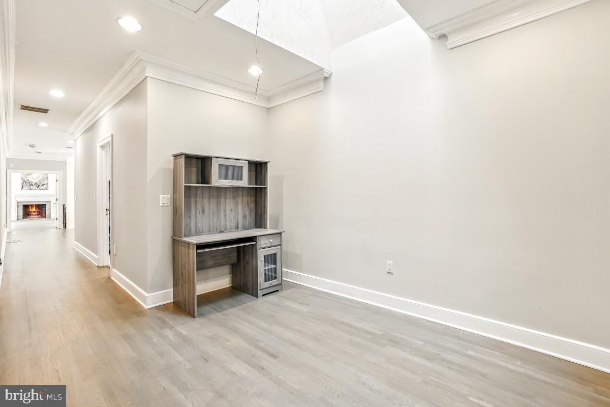 POTOMAC GLEN - Residential