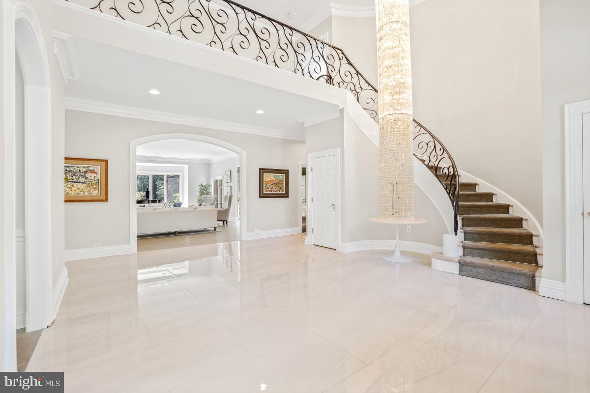 POTOMAC GLEN - Residential