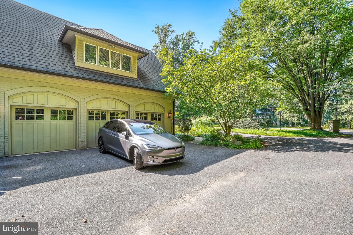 POTOMAC GLEN - Residential