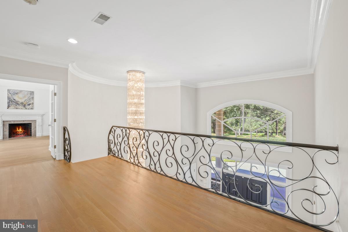 POTOMAC GLEN - Residential