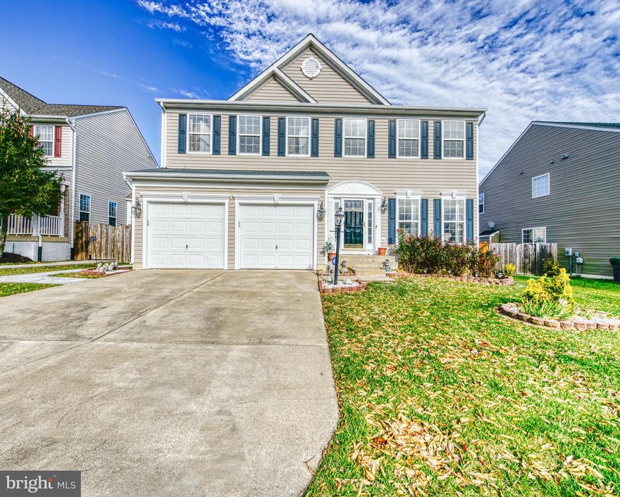 Beautiful 4 bedroom home only minutes from the commuter lot, shopping, restaurants, I-95, farmers market, elementary, middle, and high schools.  This home sits in a cul-de-sac in a beautiful neighborhood.  Private fenced yard with a patio and shed, built in sprinkler system, two car garage with plenty of driveway space, new roof and HCAV system, open two story foyer, updated light fixtures, decorative molding throughout, private office space, new flooring, open concept kitchen, custom fireplace, walk in closet, laundry room on upper level. 
Recreation room which includes pool table, game table, seating area and bar area (conveys). A compete theater room fully equipped with reclining chairs, movie screen and projector (conveys).
This home will not last long.