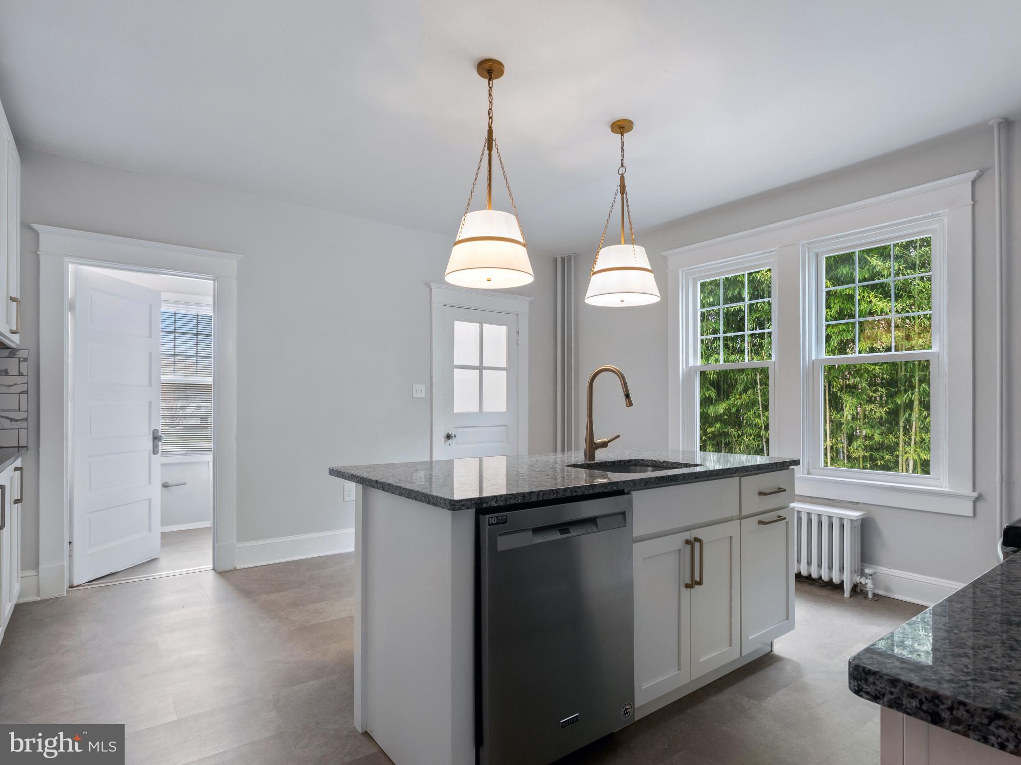 ANNAPOLIS - Residential