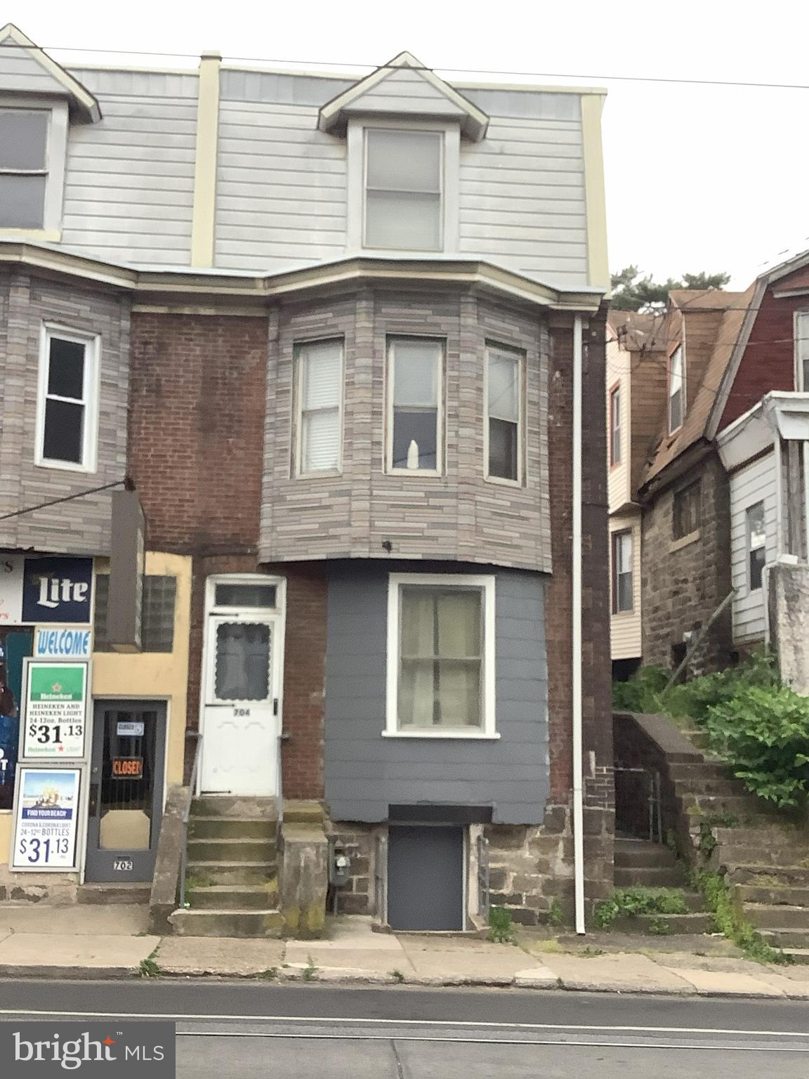 PROPERTY IS IN NEED OF TOTAL TOTAL REHAB. PACKAGE DEAL-THIS PROPERTY CAN BE PURCHASED WITH ADJACENT SINGLE FAMILY RESIDENCE-702 MAIN STREET (5BR, 1.5 BH) $80,000.00