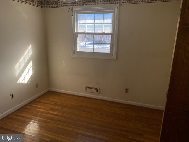 YORK MANOR - Residential