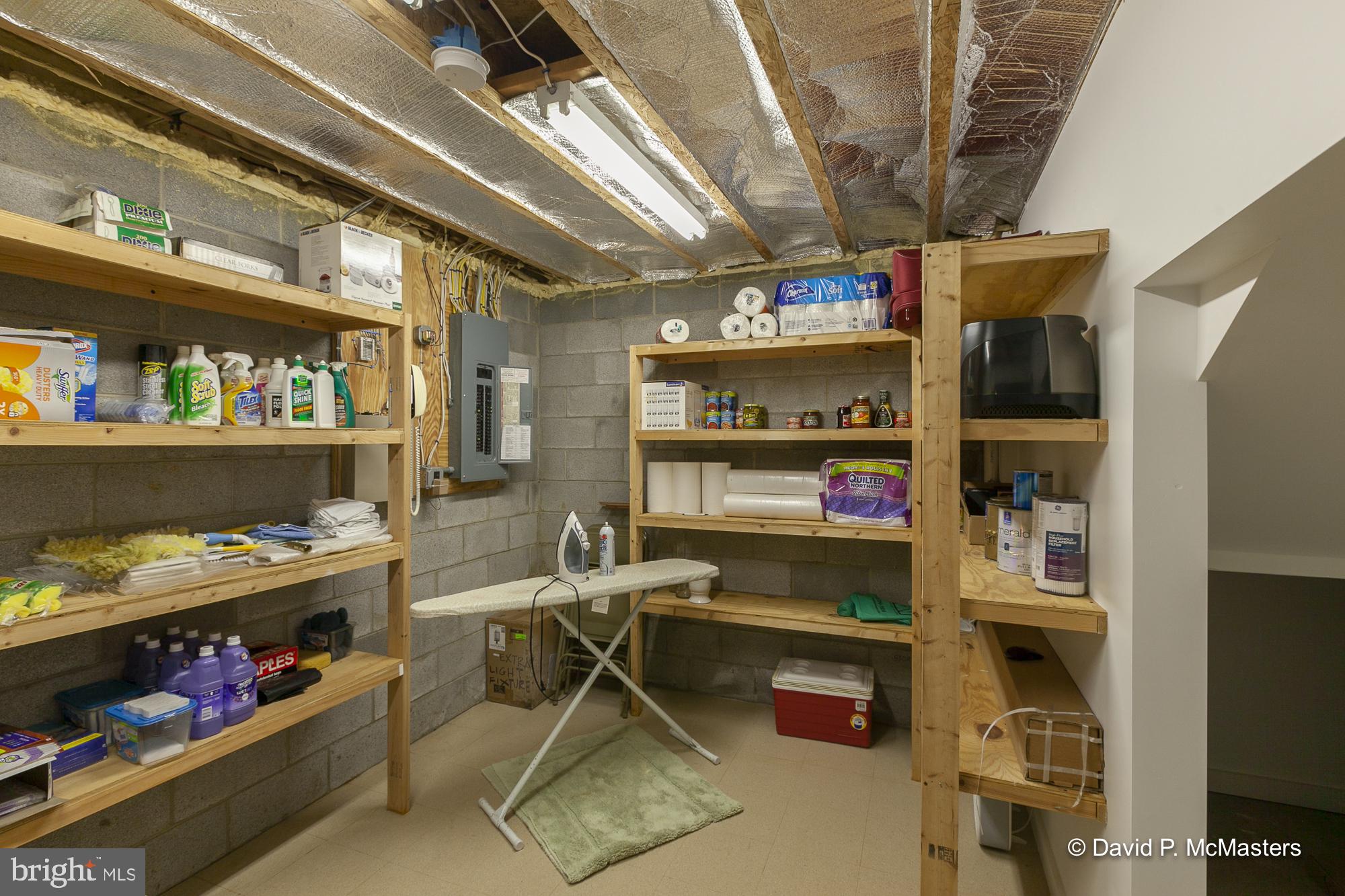 POTOMAC HEIGHTS - Residential