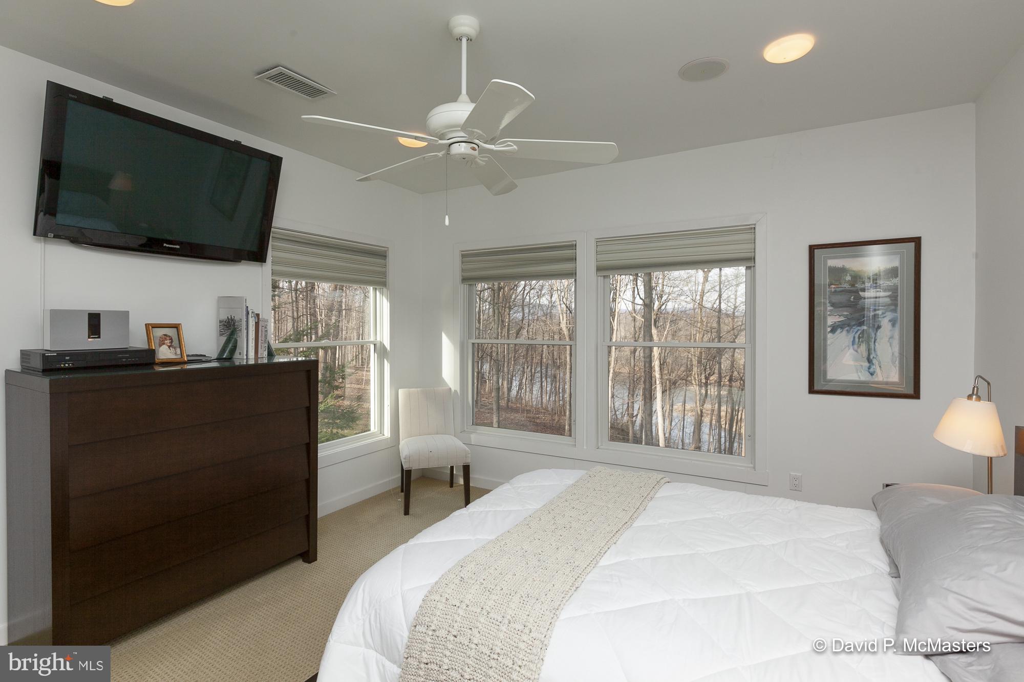 POTOMAC HEIGHTS - Residential