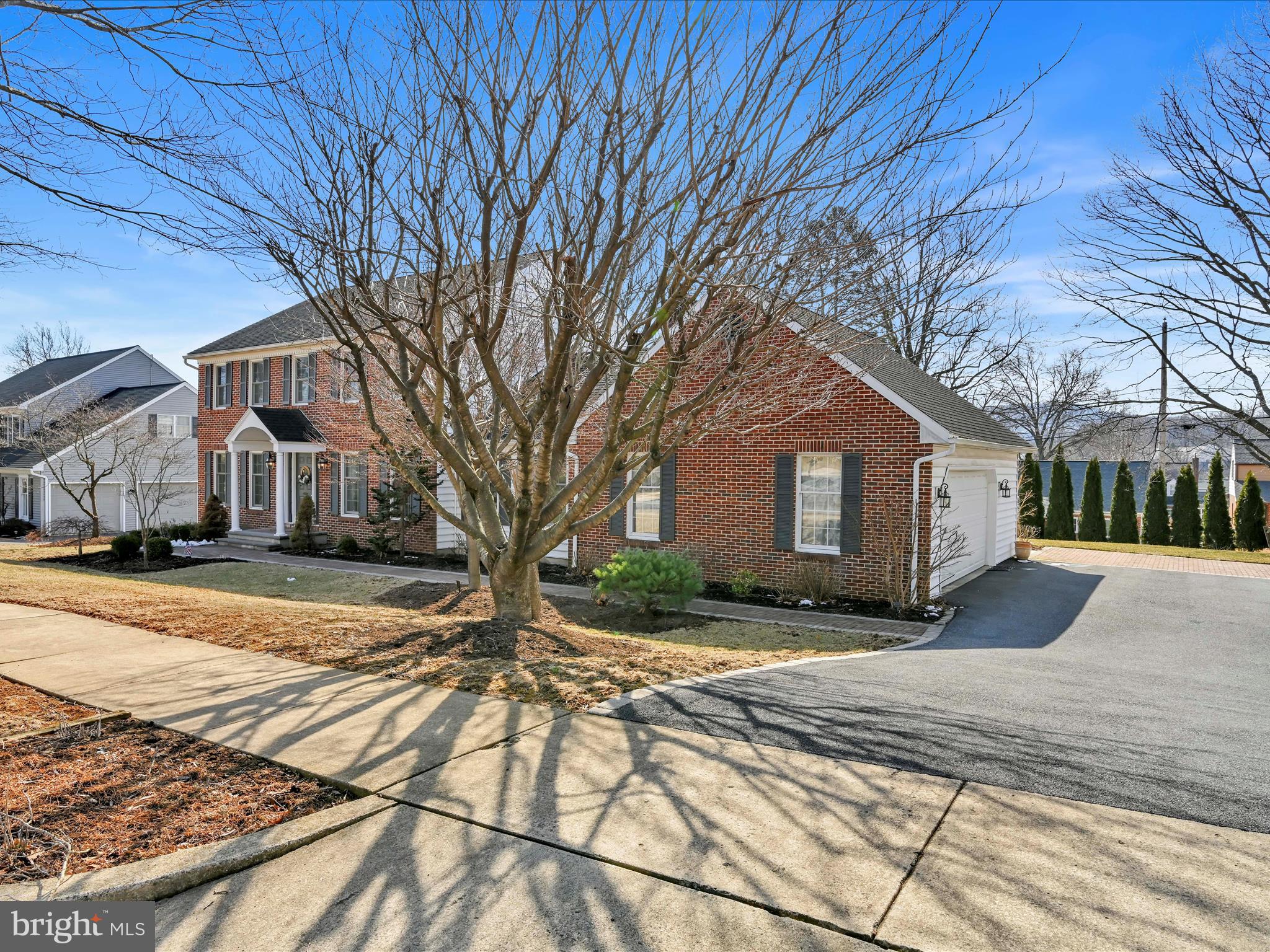 208 STURBRIDGE DRIVE