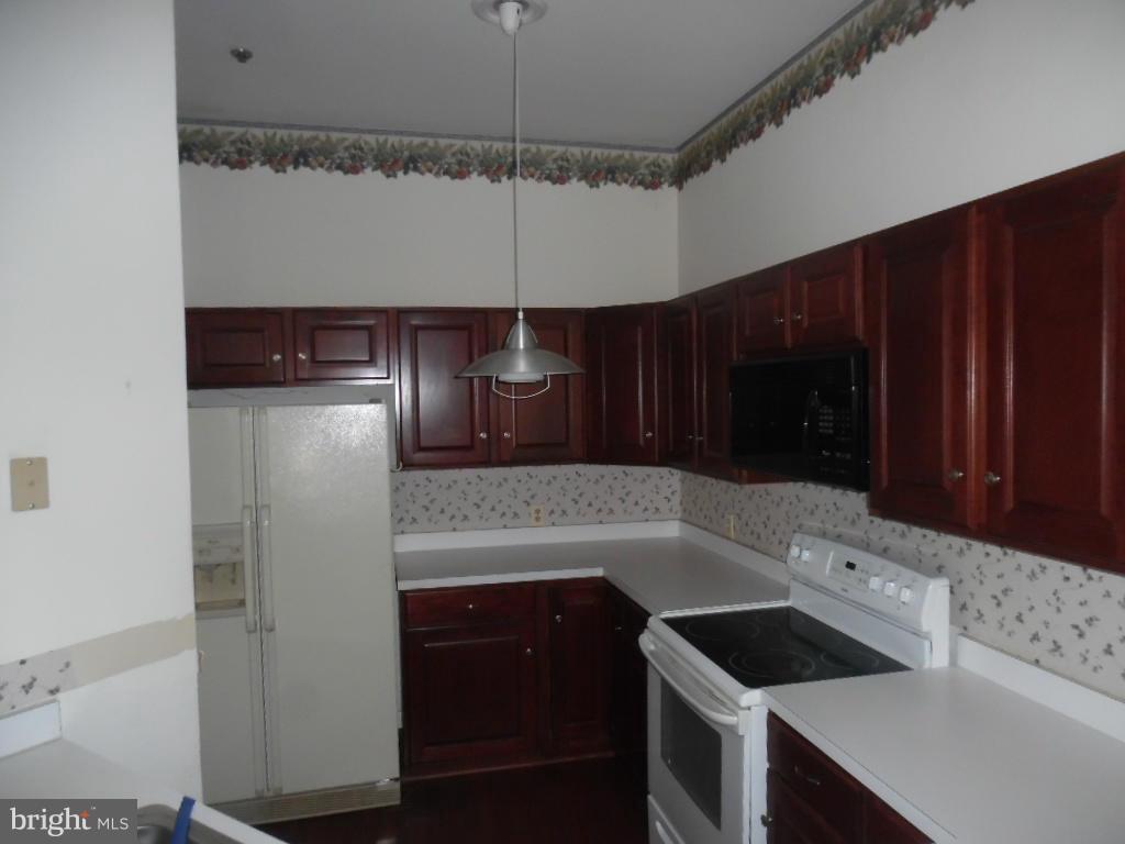 ENGLISH COUNTRY MANOR - Residential