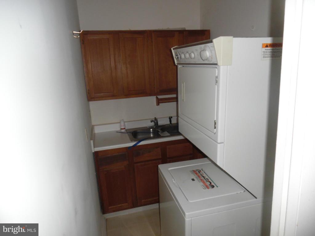 ENGLISH COUNTRY MANOR - Residential