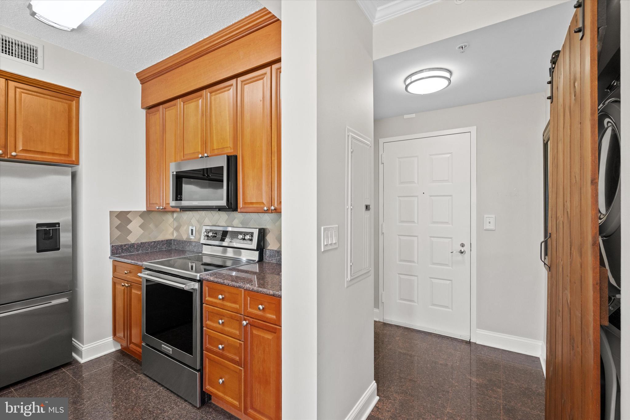 3101 N. HAMPTON DRIVE UNIT 1504