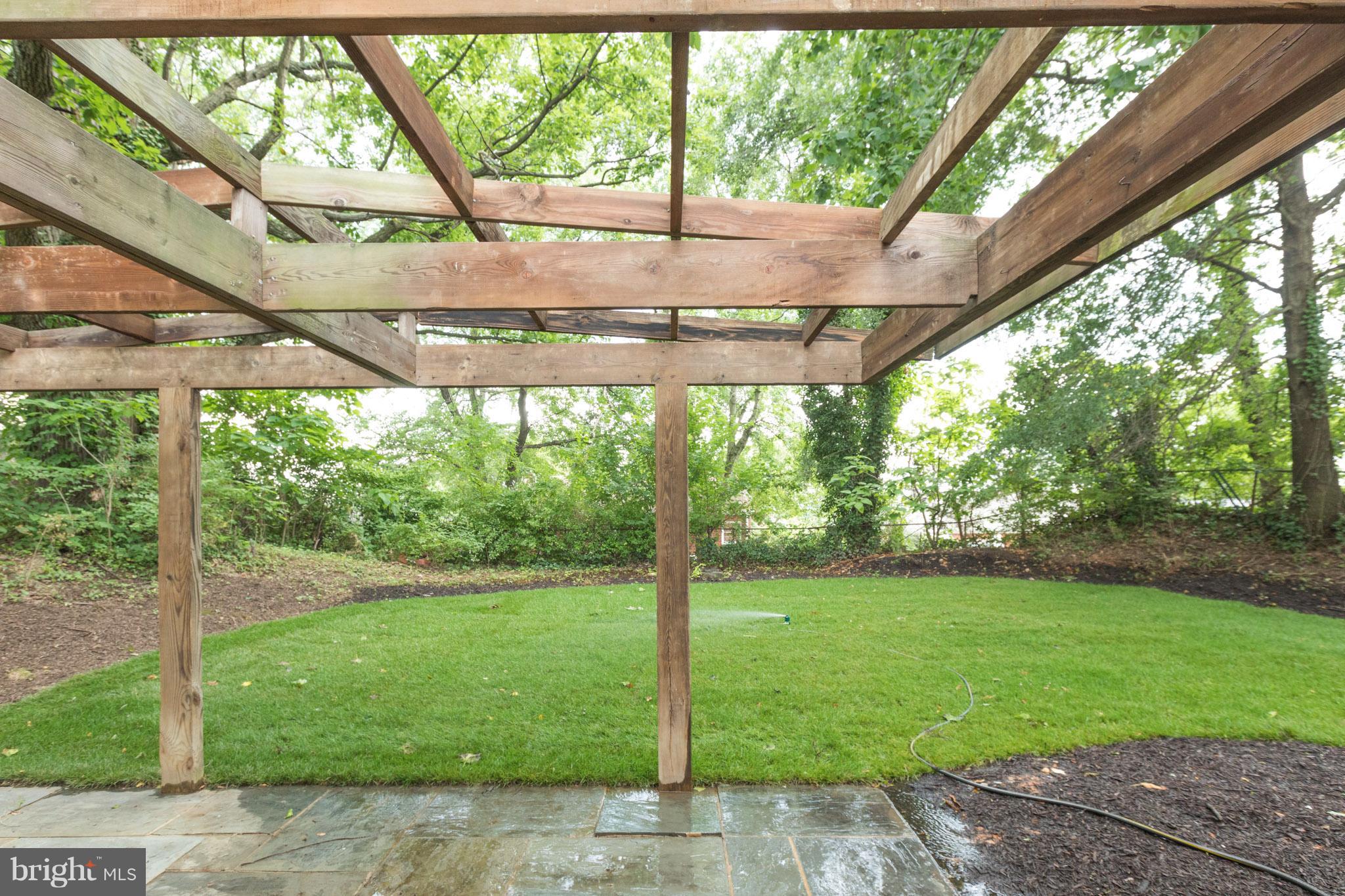 LANDOVER HILLS- GREEN HI - Residential