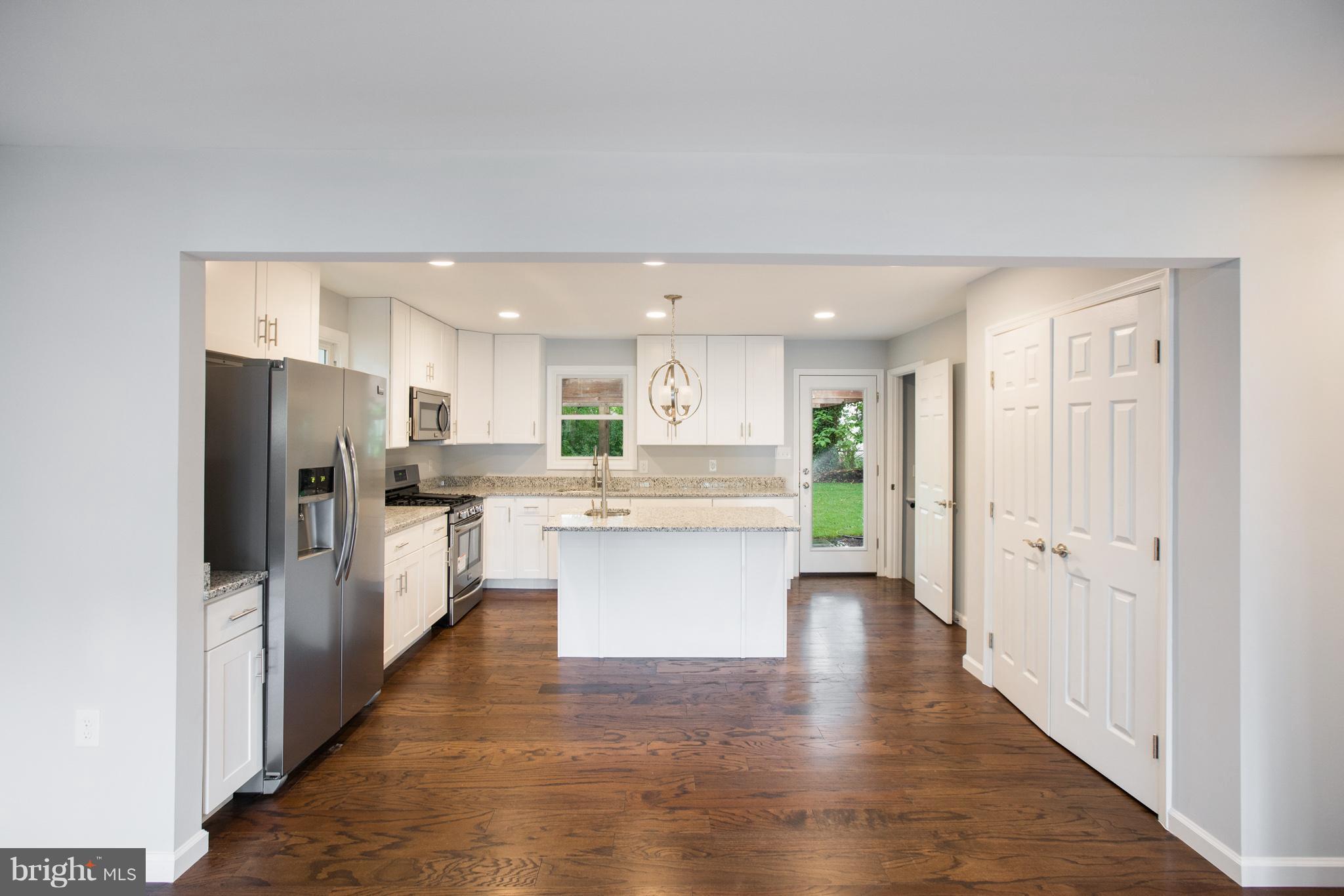 LANDOVER HILLS- GREEN HI - Residential