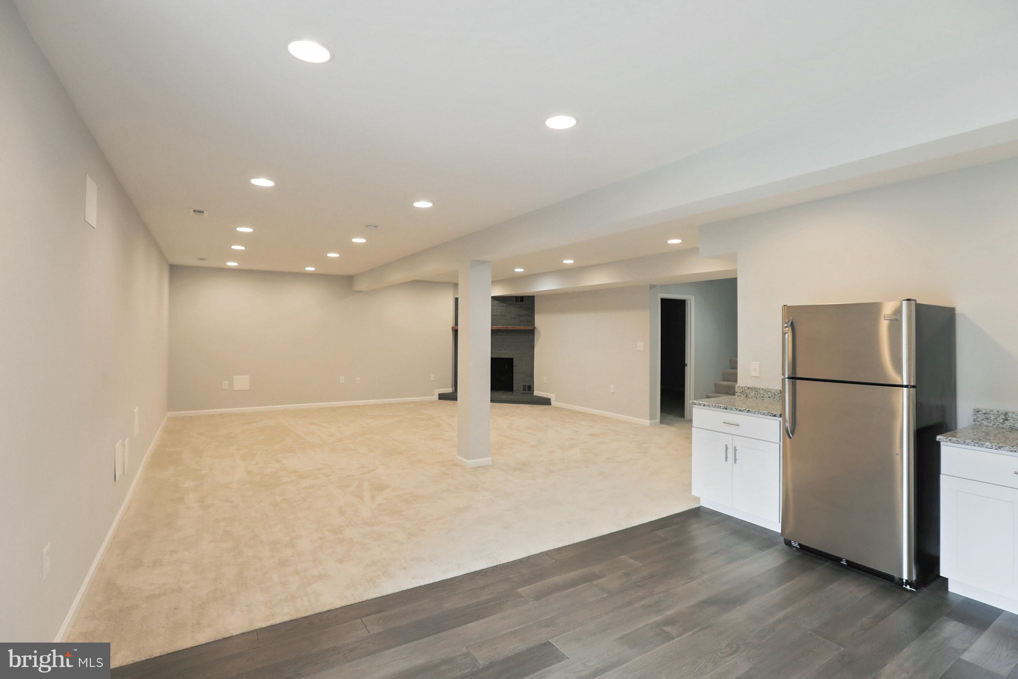 LANDOVER HILLS- GREEN HI - Residential