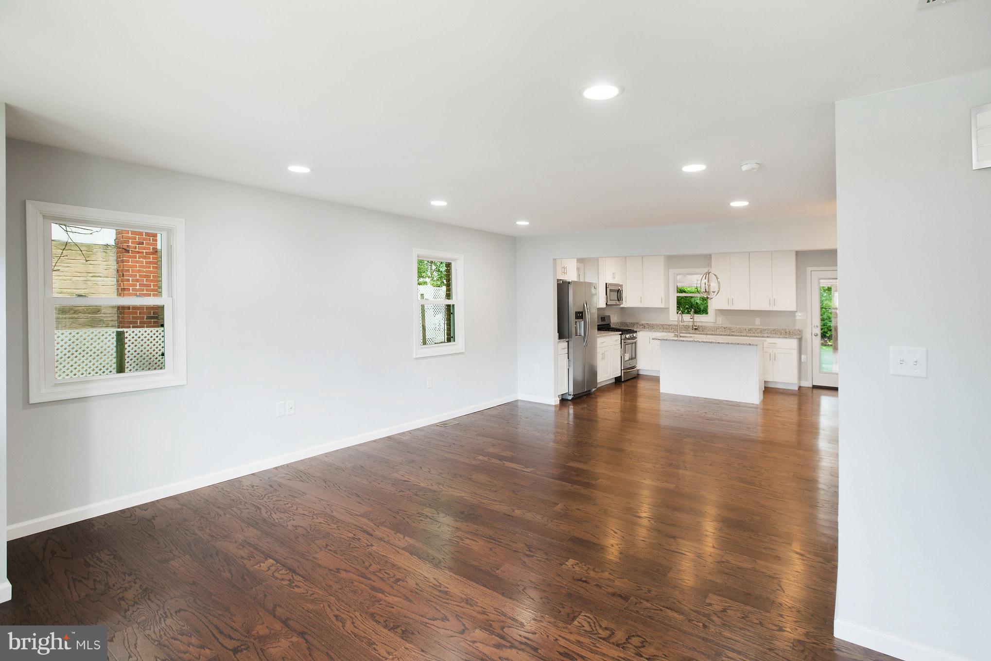 LANDOVER HILLS- GREEN HI - Residential