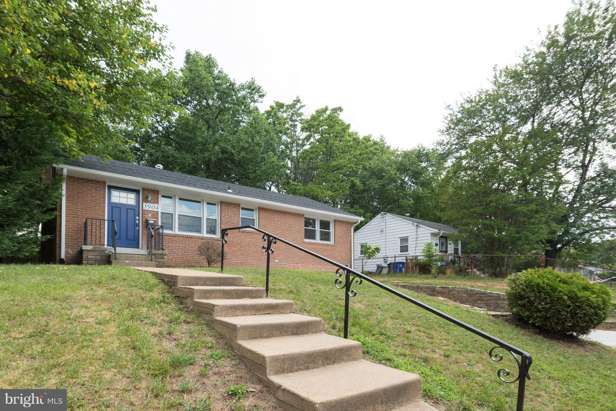 LANDOVER HILLS- GREEN HI - Residential