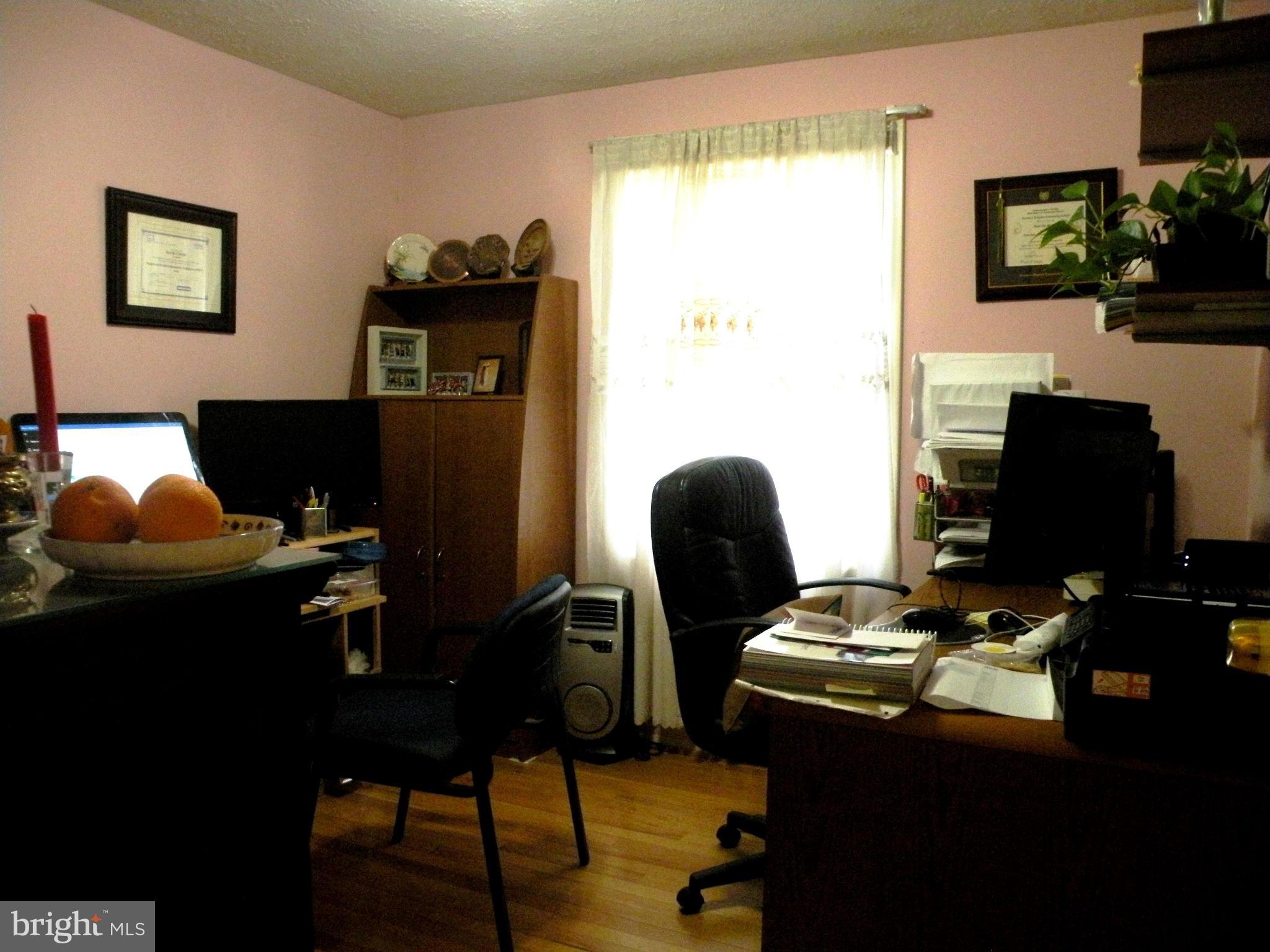 LITTLE ROCKY RUN - Residential Lease