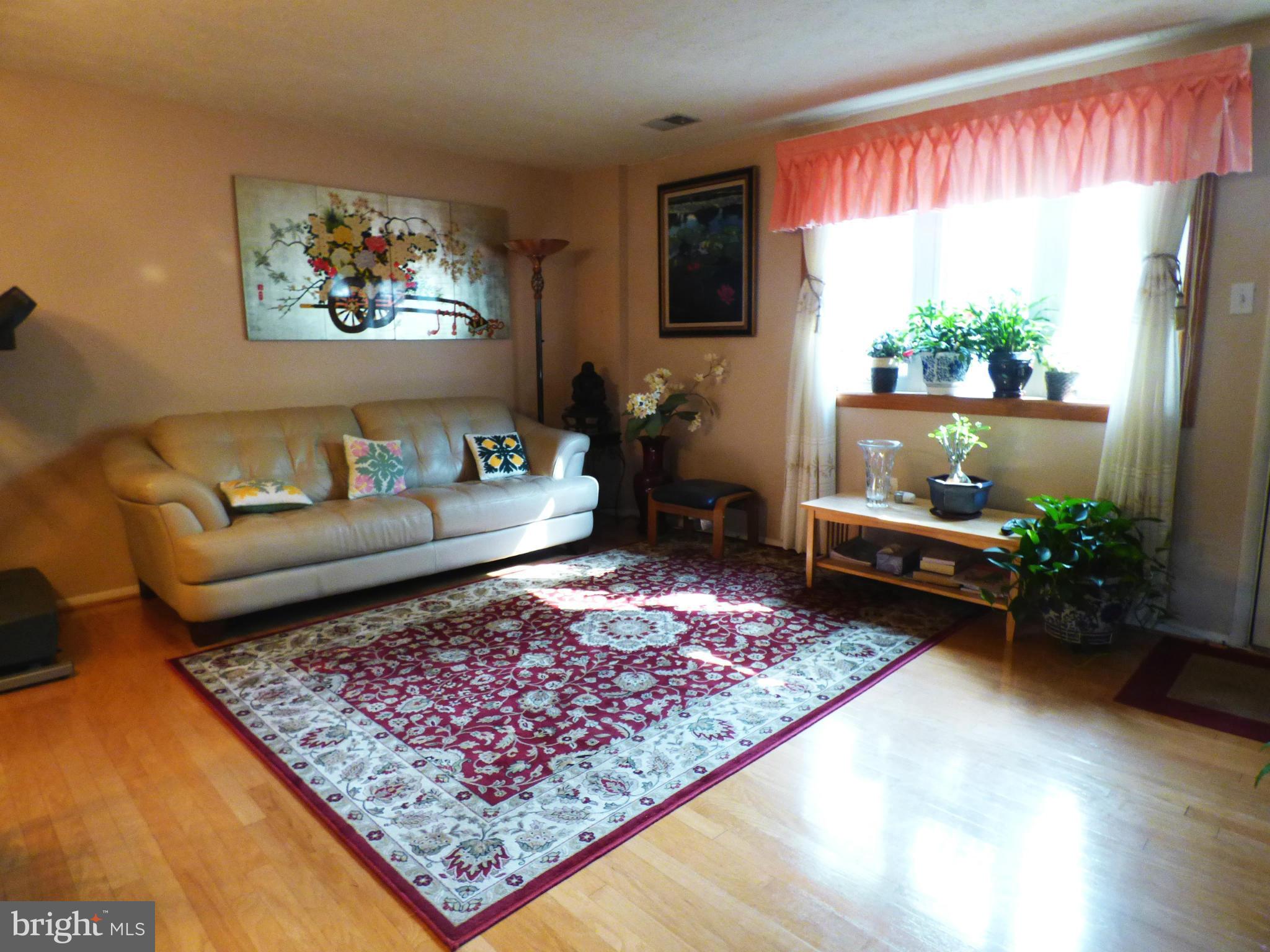 LITTLE ROCKY RUN - Residential Lease