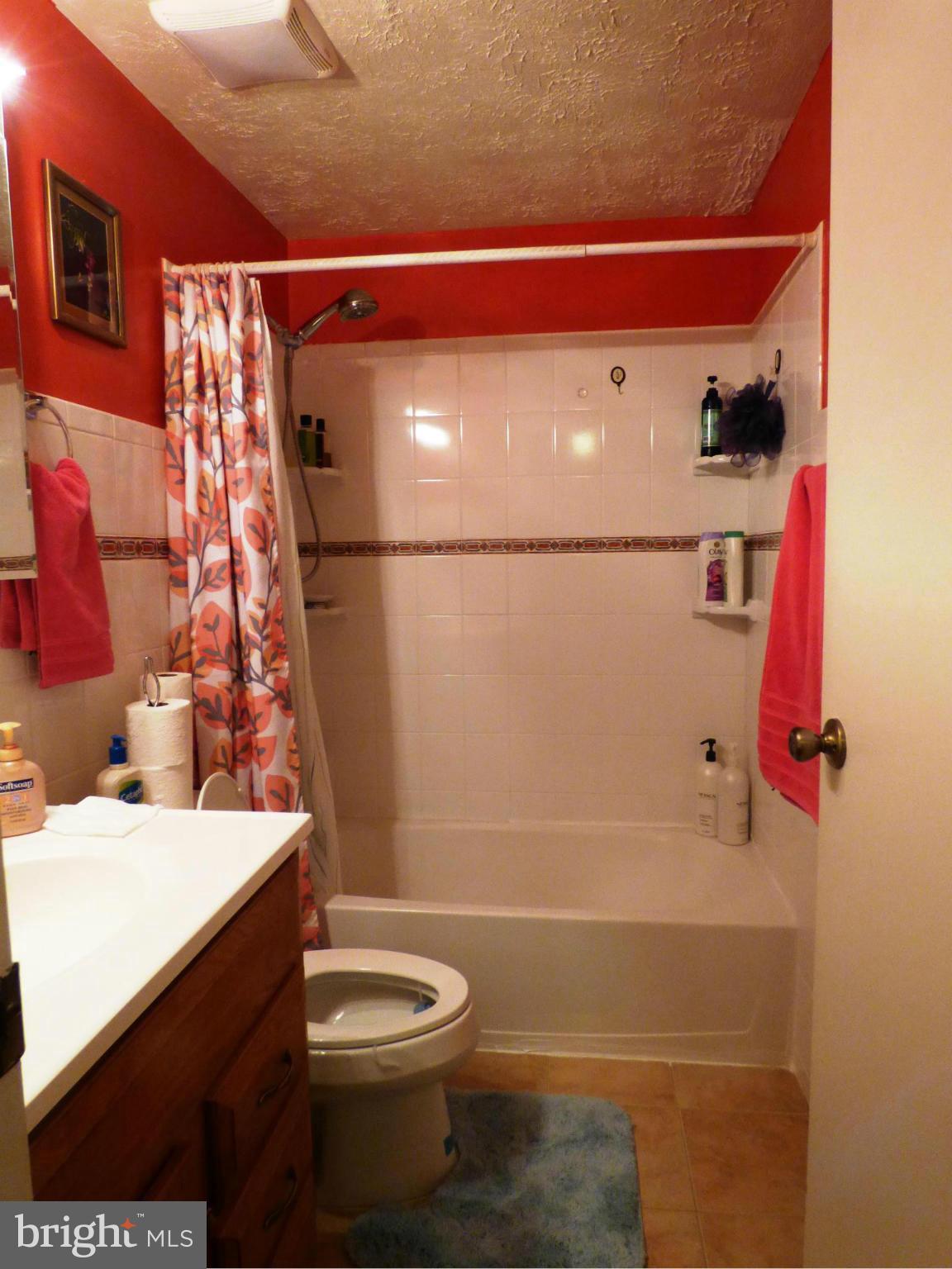 LITTLE ROCKY RUN - Residential Lease