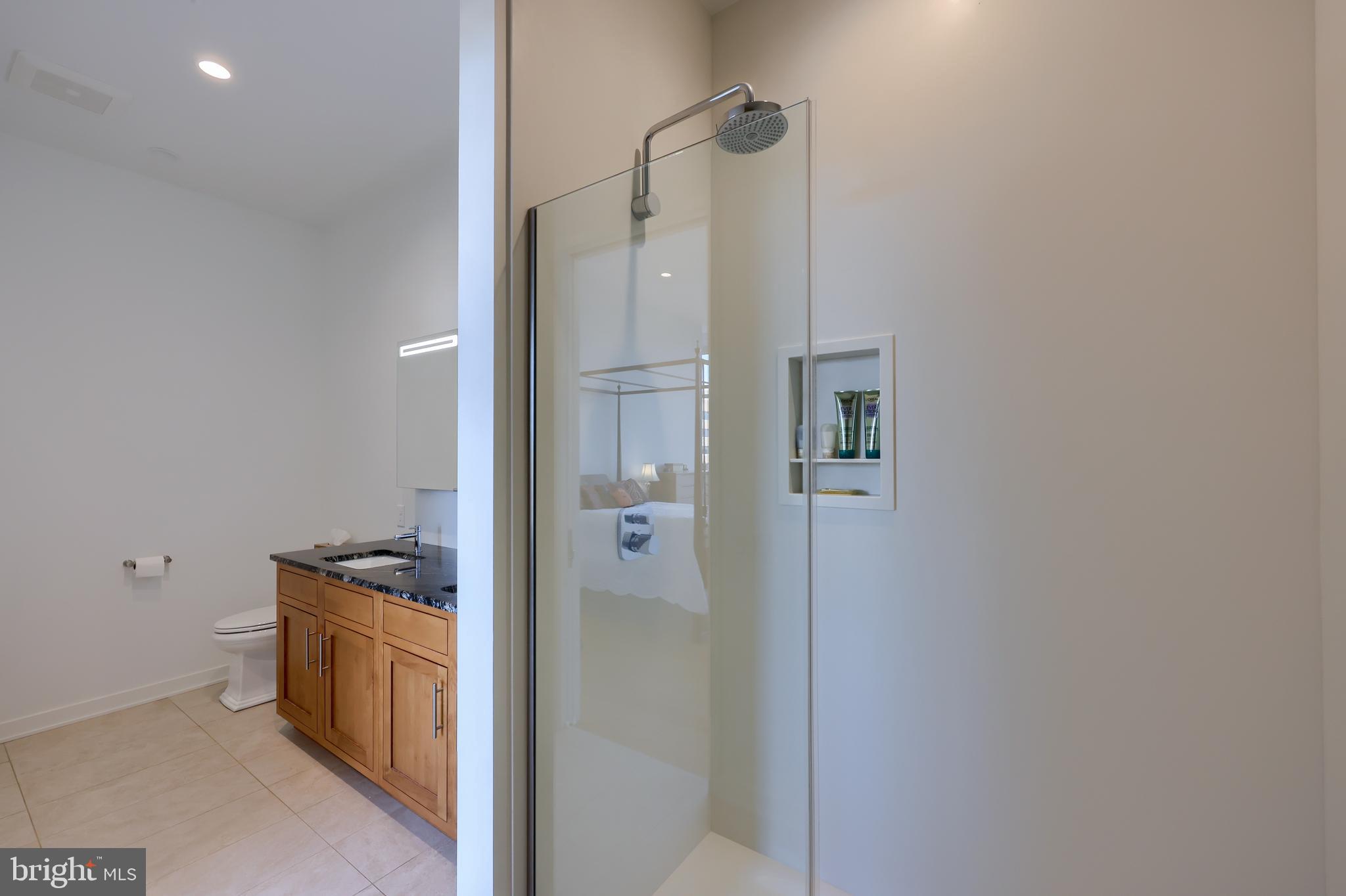 101 NORTH QUEEN - Residential