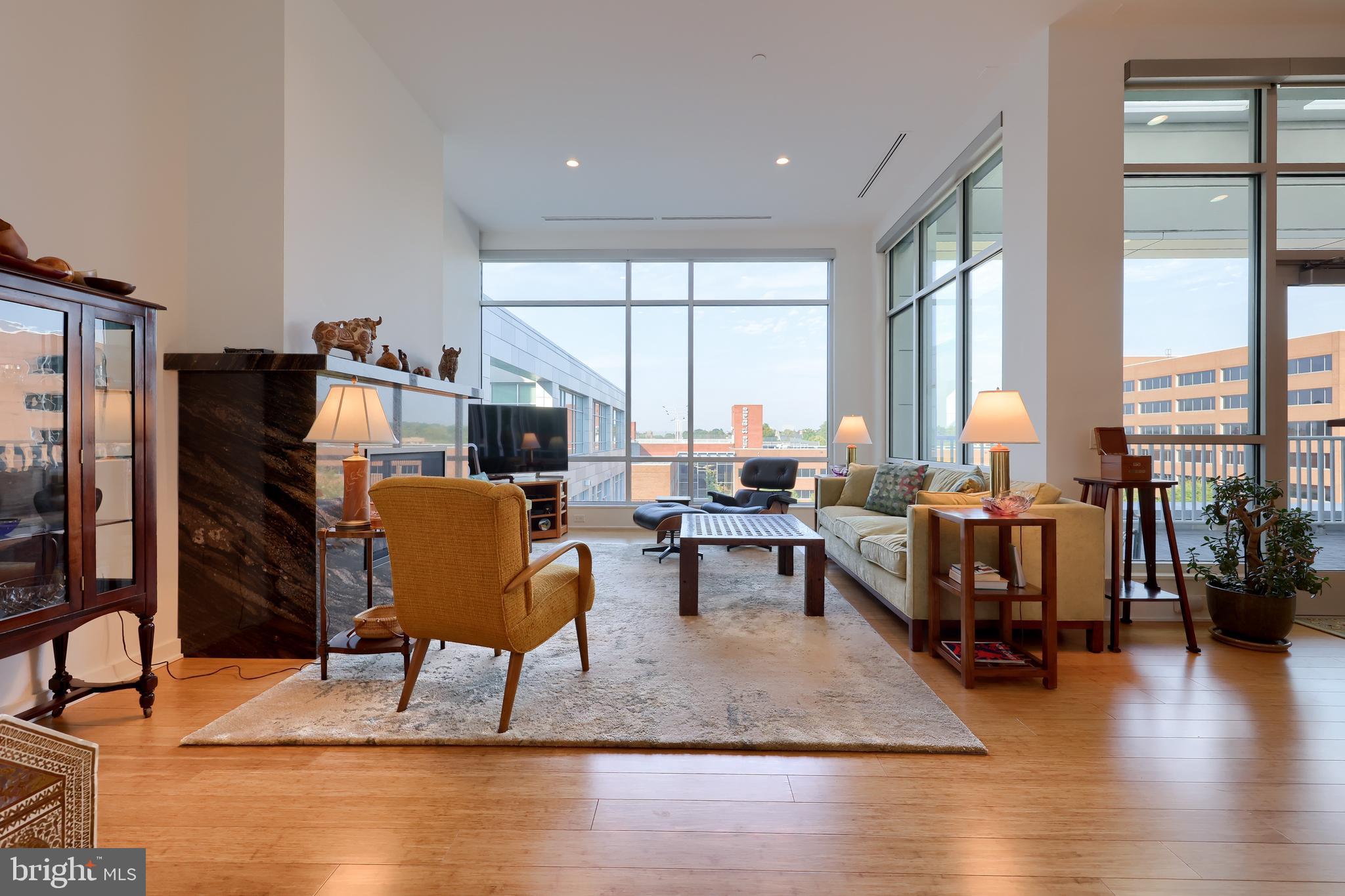 101 NORTH QUEEN - Residential