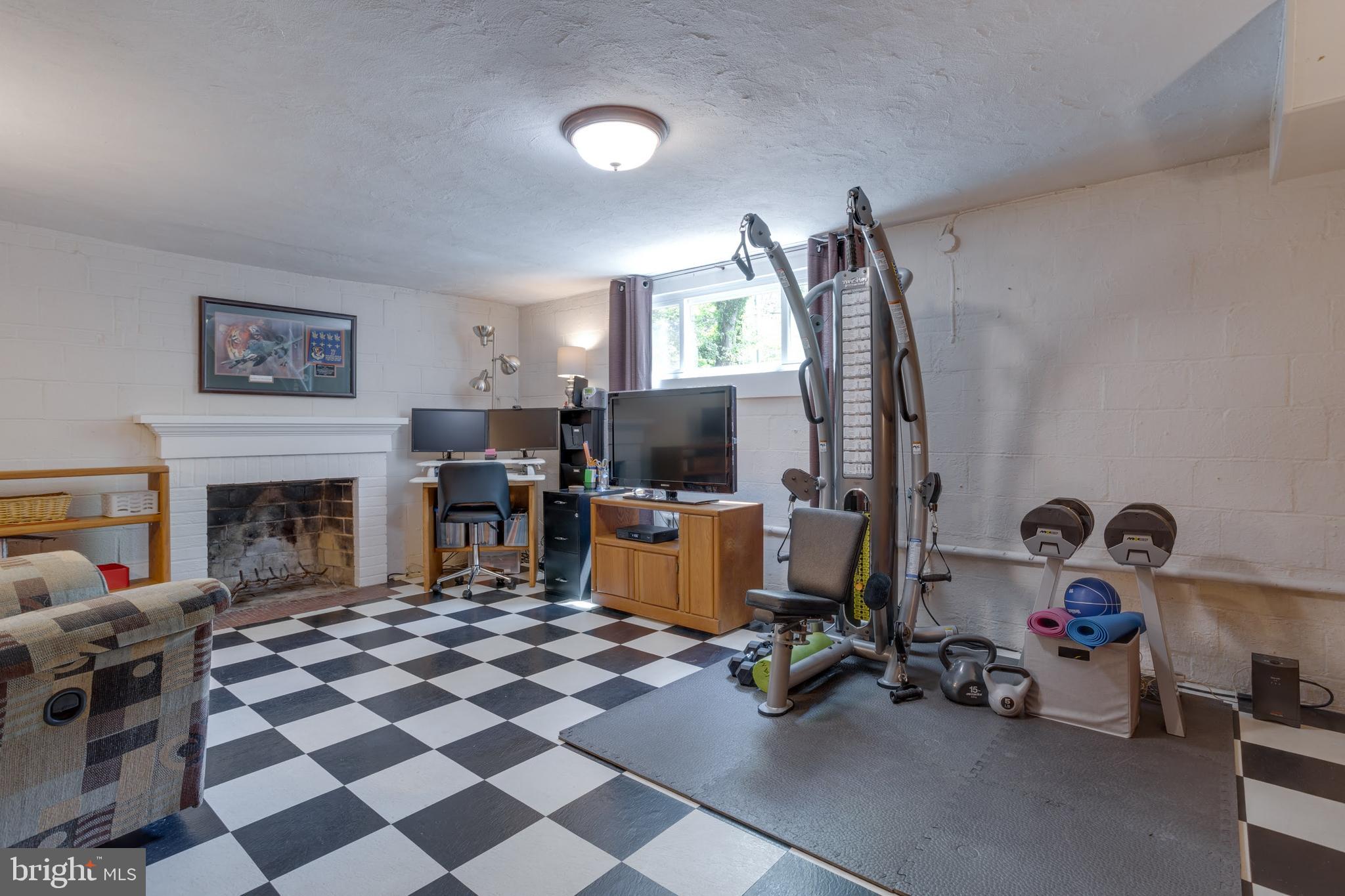 WAKEFIELD FOREST - Residential