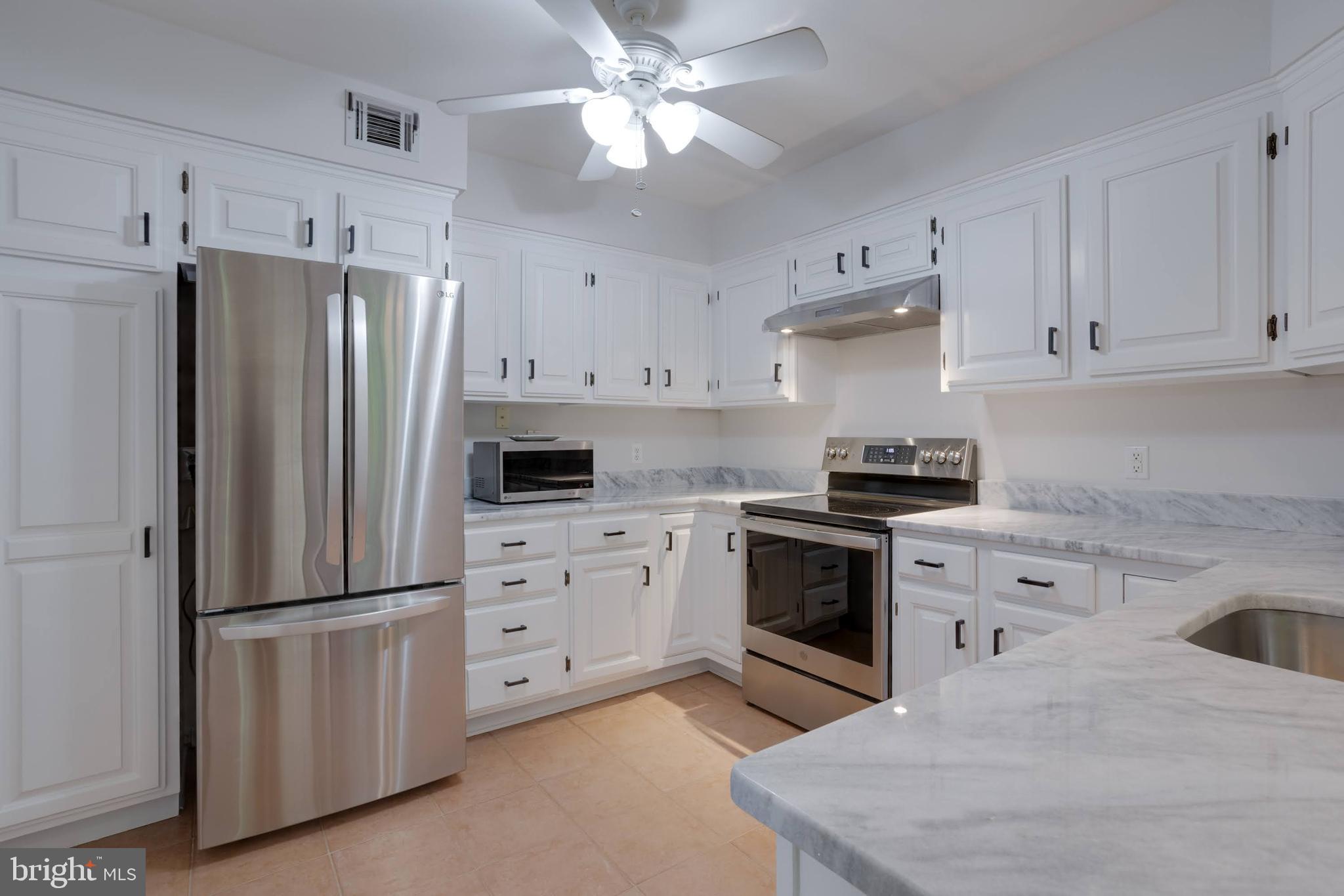 WAKEFIELD FOREST - Residential