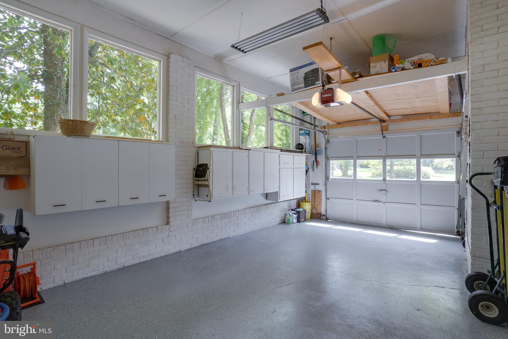 WAKEFIELD FOREST - Residential