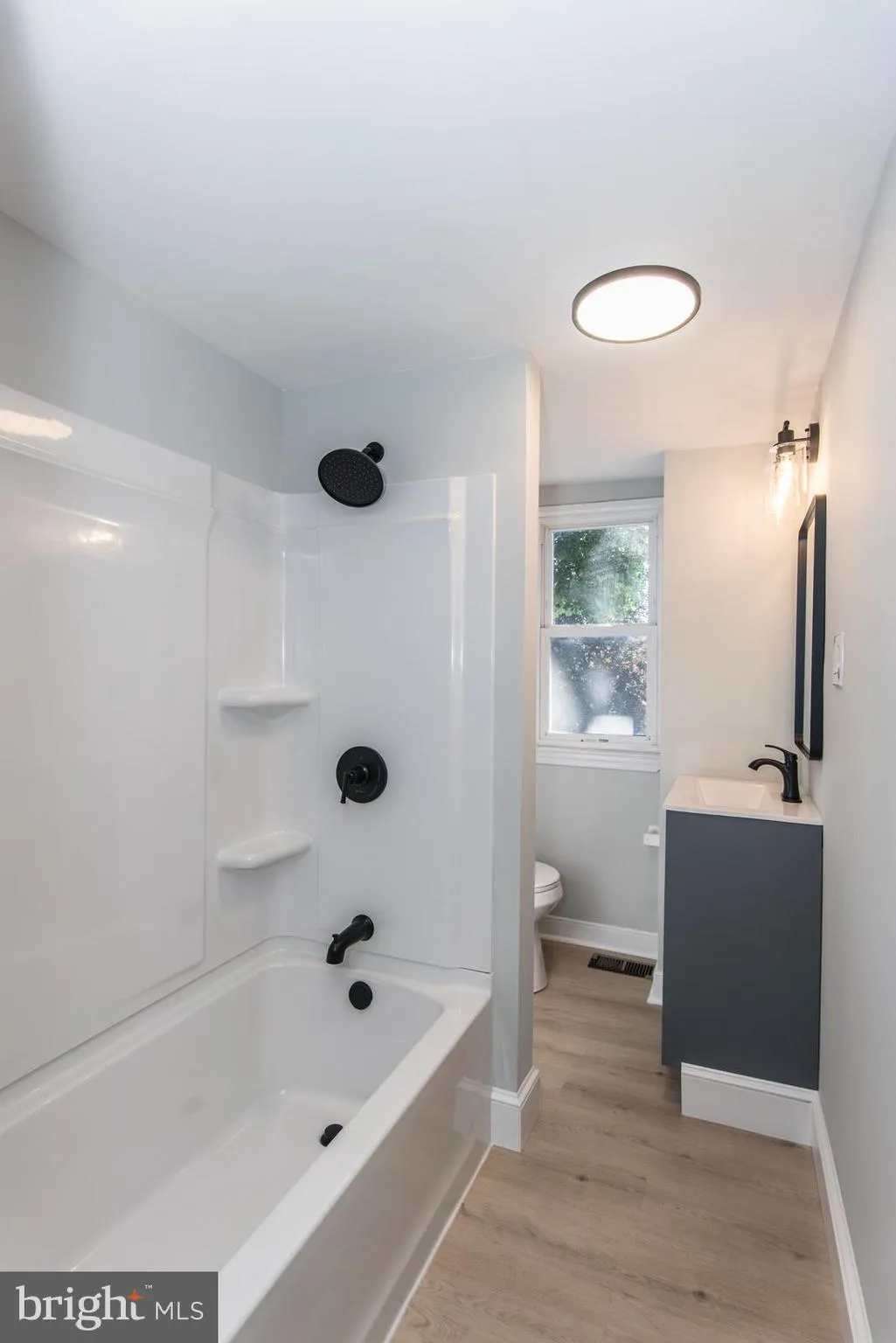 Additional image 40 of 523 Locust Street, Bristol, PA 19007