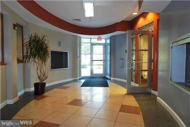 PARKSIDE AT COLLEGE PARK - Residential