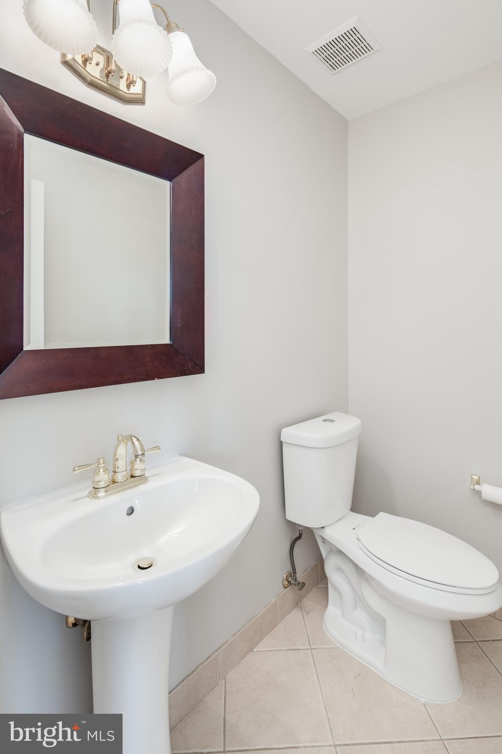 ISLAND CREEK - Residential