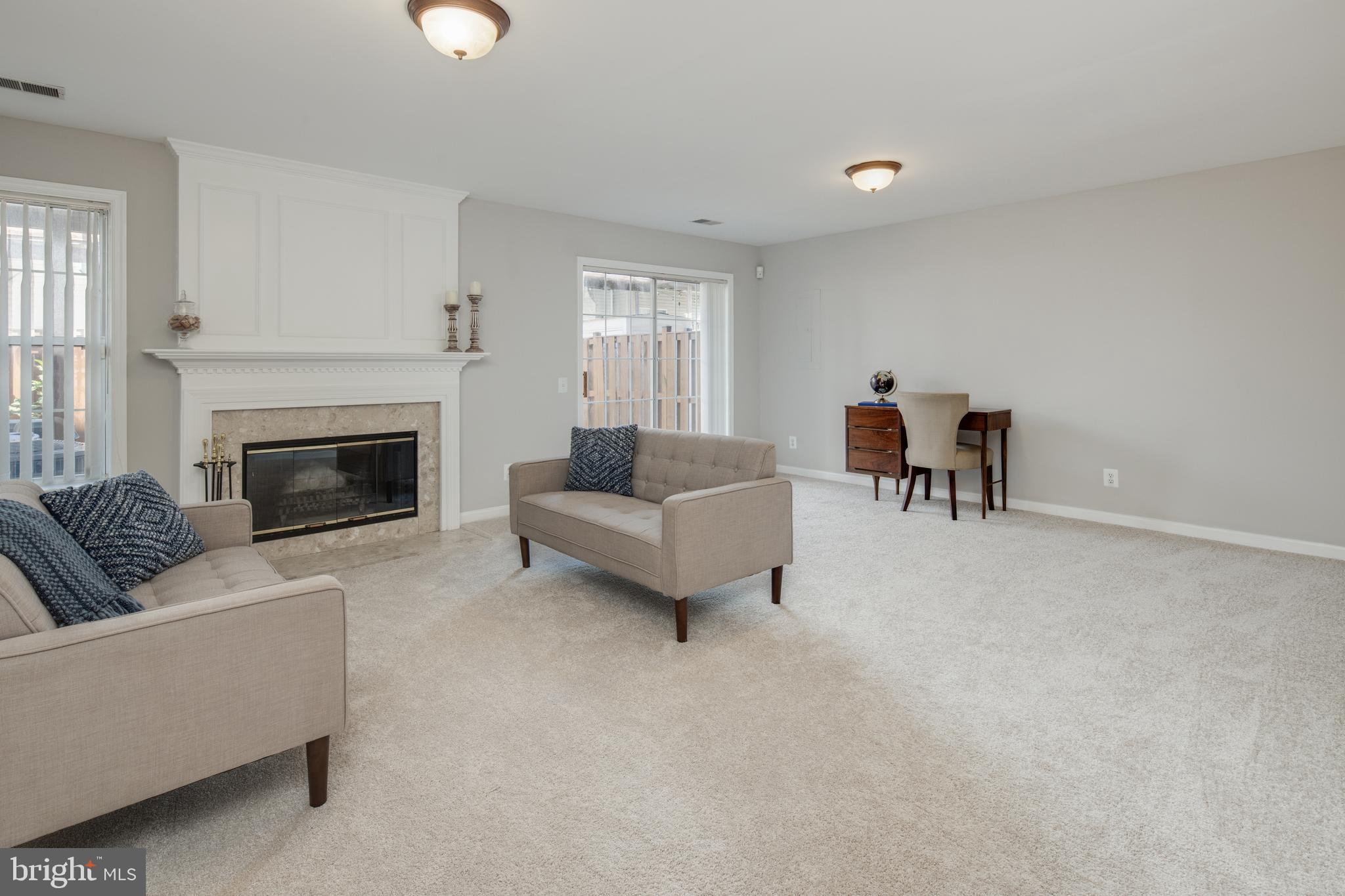 ISLAND CREEK - Residential