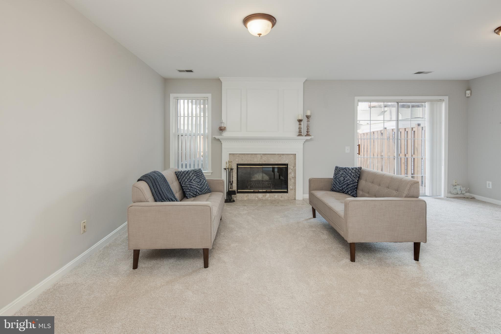 ISLAND CREEK - Residential