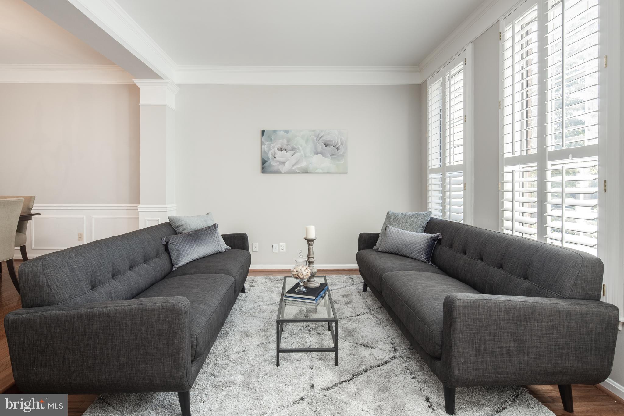 ISLAND CREEK - Residential