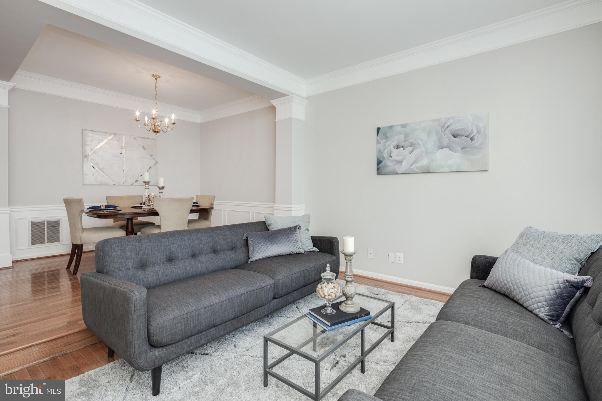 ISLAND CREEK - Residential