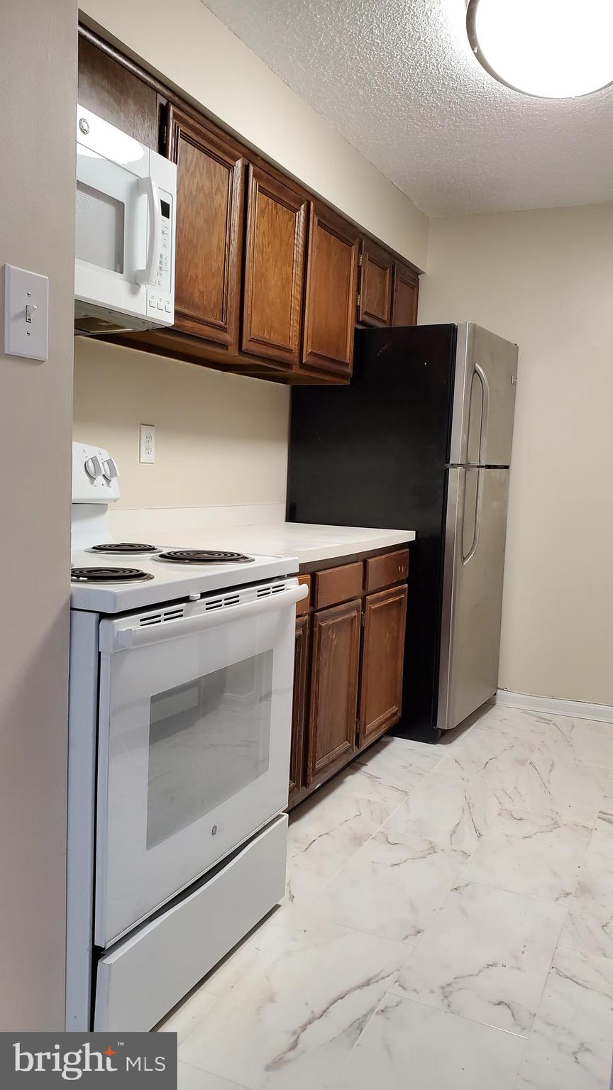 GREENHOUSE - Residential Lease