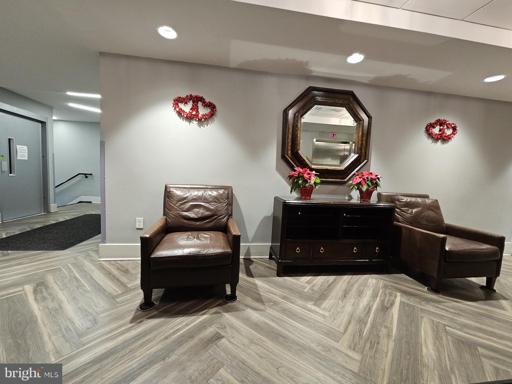 GREENHOUSE - Residential Lease