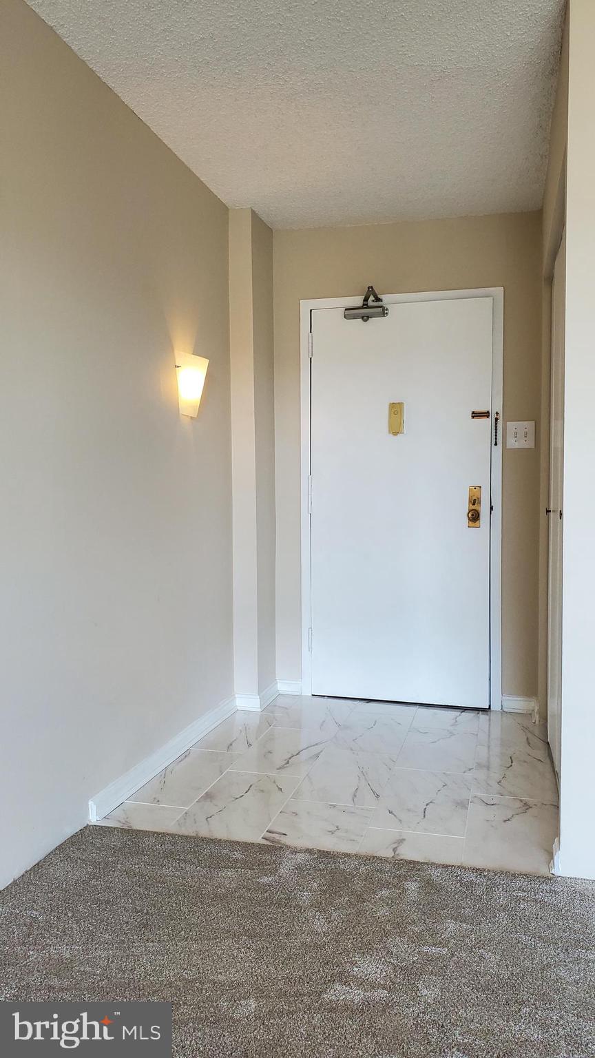 GREENHOUSE - Residential Lease