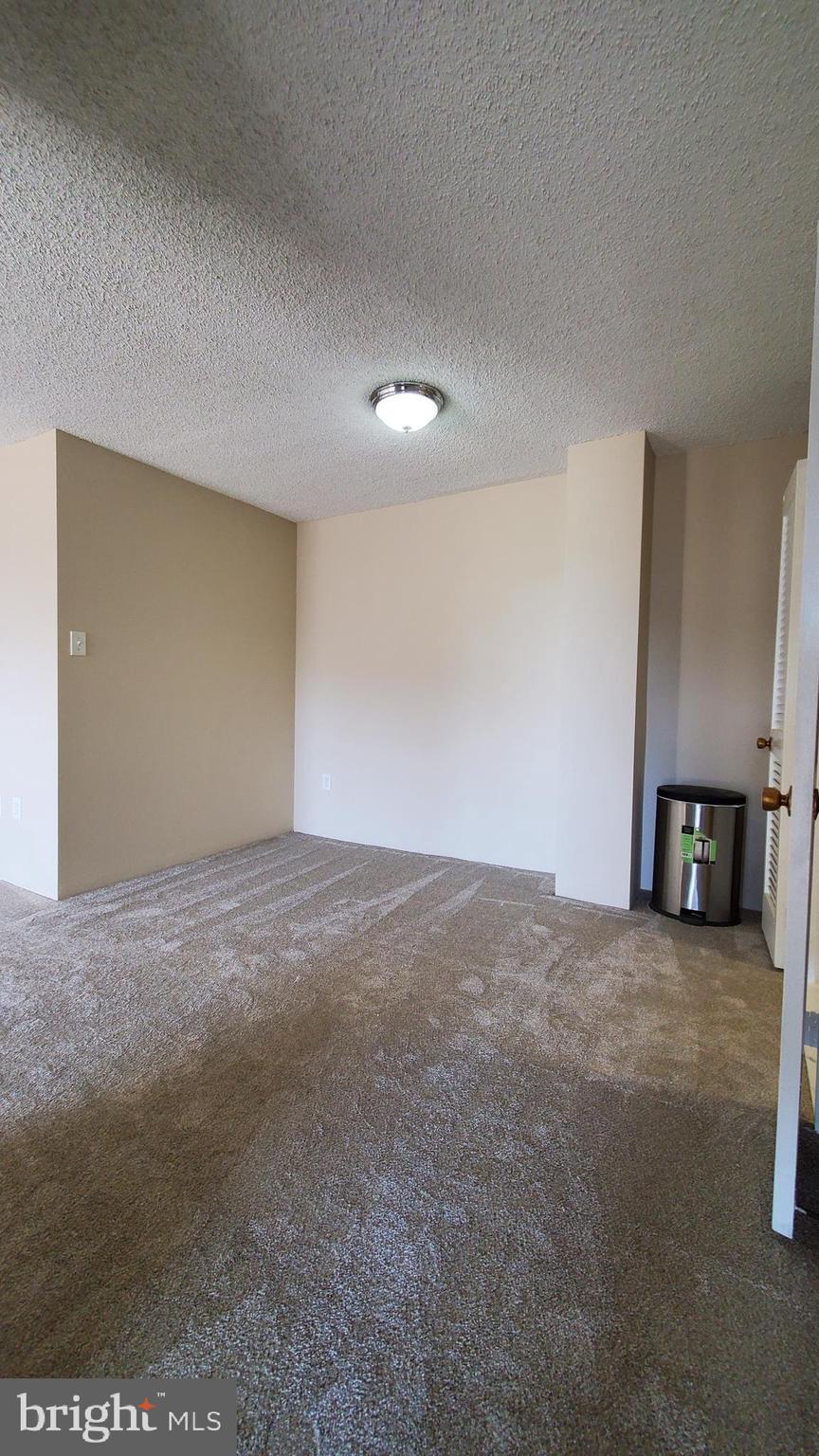 GREENHOUSE - Residential Lease