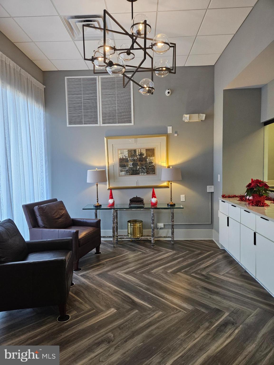 GREENHOUSE - Residential Lease